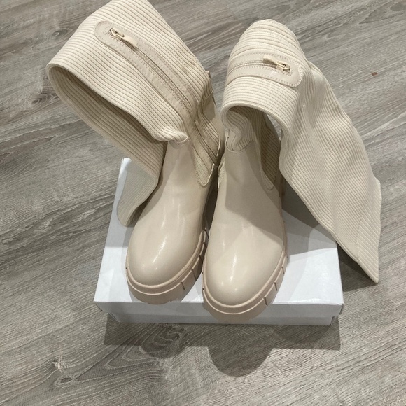 Shoe - Picture 1 of 2